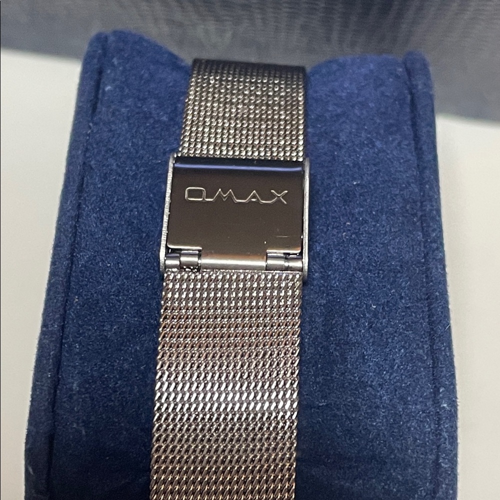 NWT - Omax Silver Women's Watch - Picture 4 of 9